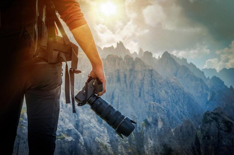 Kerja ala Millennial yang Bikin Kamu Bisa Liburan ke Mana Saja 2 Fotografer Liburan