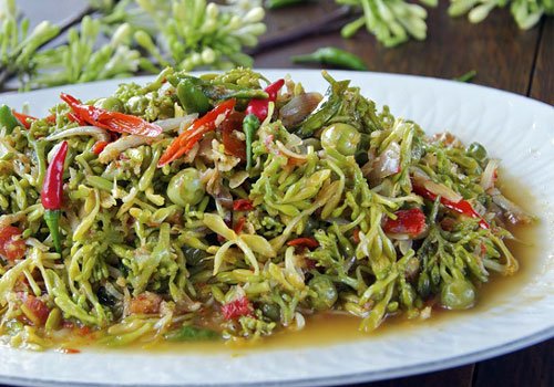 Makanan Khas Manado yang Pedas dan Lezat yang Harus Dicoba Jika Berkunjung ke Manado 4 Garo Bunga Pepaya