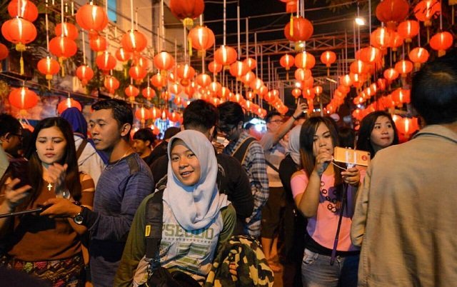 4 Tempat Menarik di Semarang yang Tidak Boleh Dilewatkan 5 Pecinan di Semarang – Pasar Malam Semawis