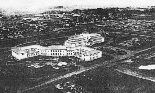 Sejarah Gedung Sate Yang Fenomenal 2 gedung sate dilihat dari udara pada zaman belanda