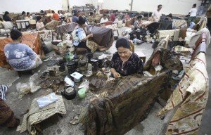 Mengenal Lebih Jauh dan Belajar Budaya dan Seni Batik di Kampung Laweyan Surakarta 2 Mengenal Lebih Jauh dan Belajar Budaya dan Seni Batik di Kampung Laweyan Surakarta