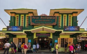 Pasar Beringharjo, Pasar Tradisional Tempo Dulu Berdiri Kokoh dengan Keistimewaan Batiknya 3 Pasar Beringharjo